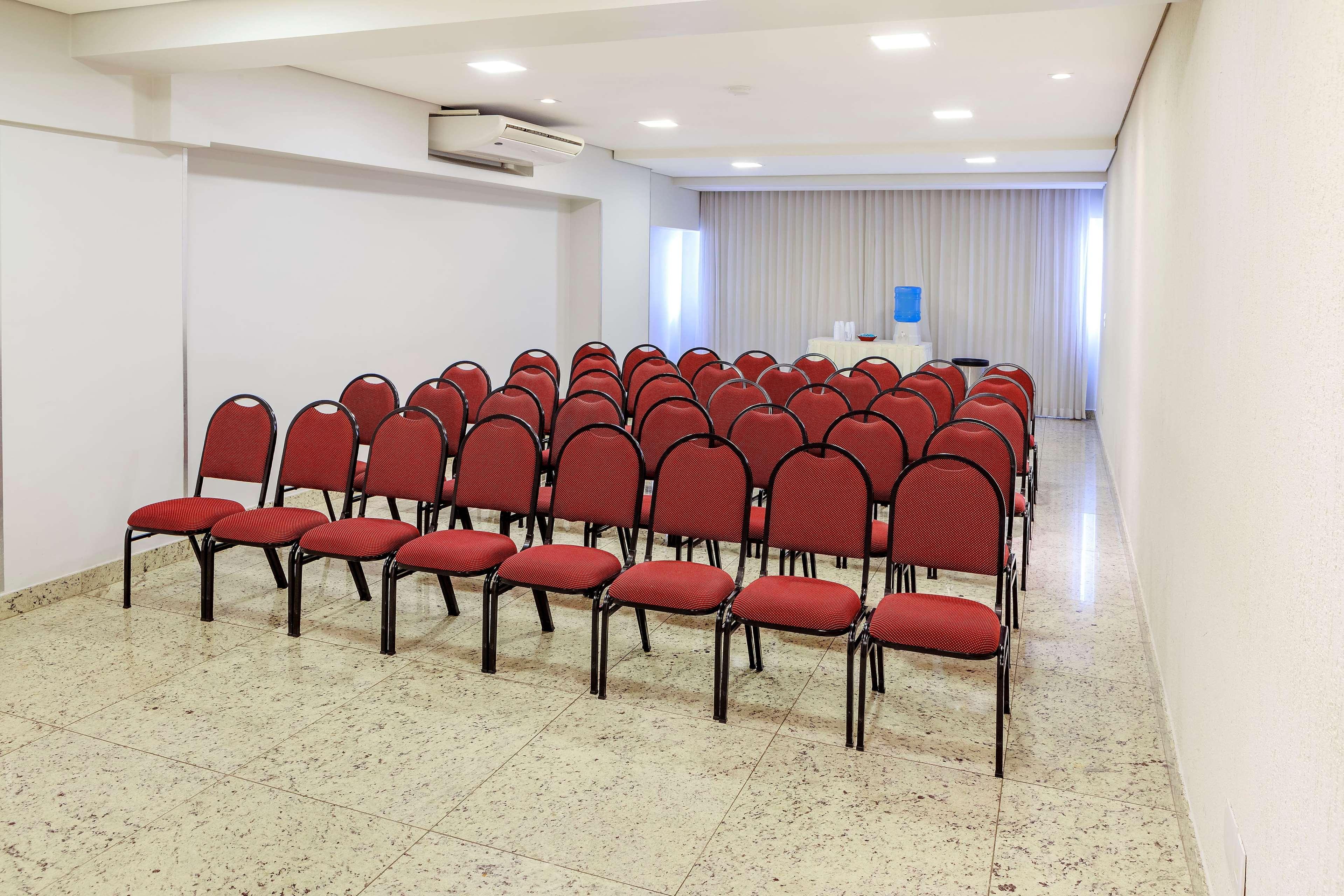 Hotel Transamerica Lagoa Santa 4*